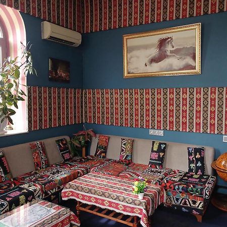 Cth-Baku-Hostel Eksteriør bilde