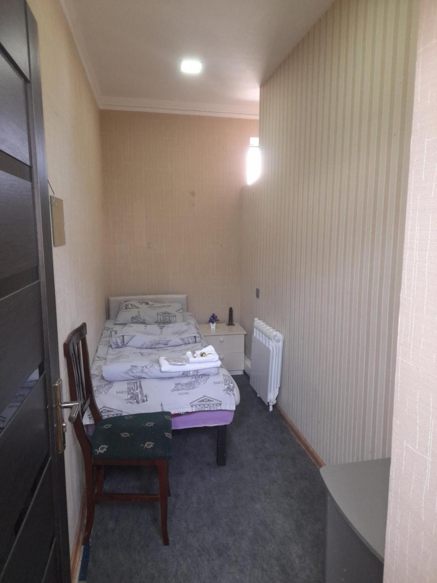Cth-Baku-Hostel Eksteriør bilde