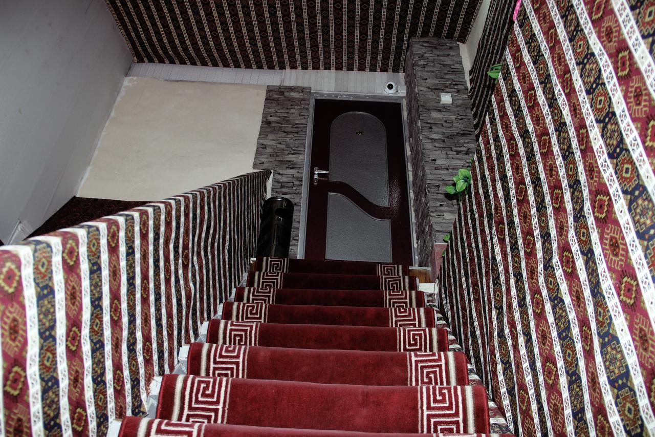 Cth-Baku-Hostel Eksteriør bilde