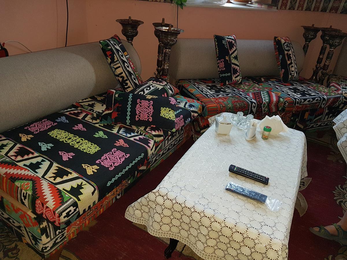 Cth-Baku-Hostel Eksteriør bilde
